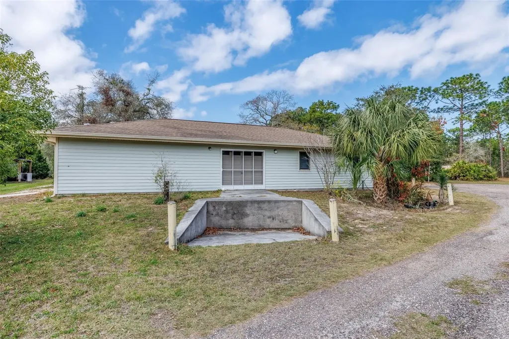 8279 Sunshine Grove Road Brooksville FL 34613