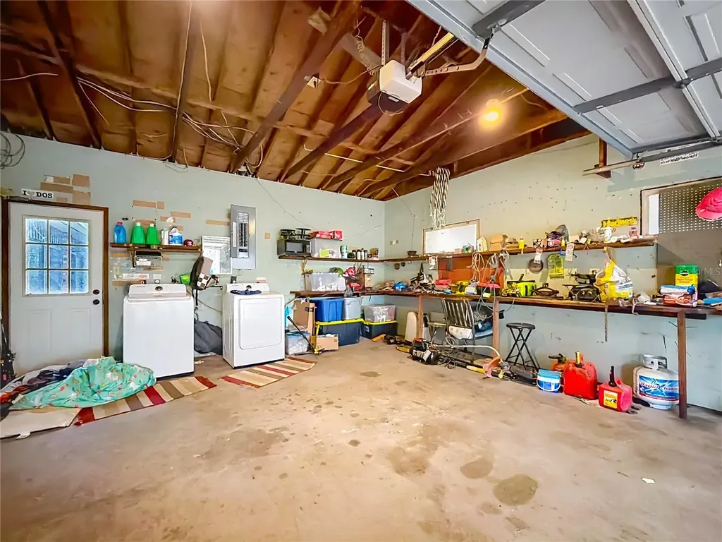 12521 SW Highway 484 Dunnellon FL 34432