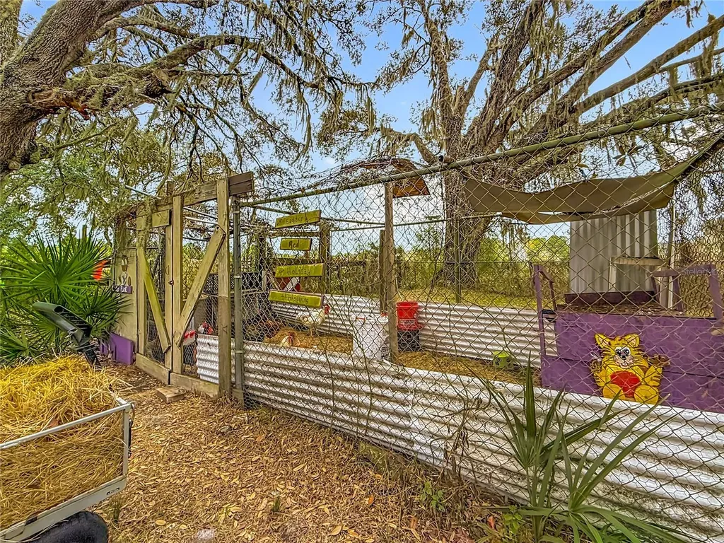 12521 SW Highway 484 Dunnellon FL 34432