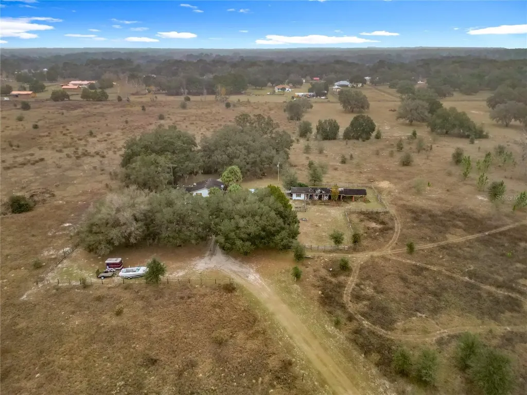 12521 SW Highway 484 Dunnellon FL 34432