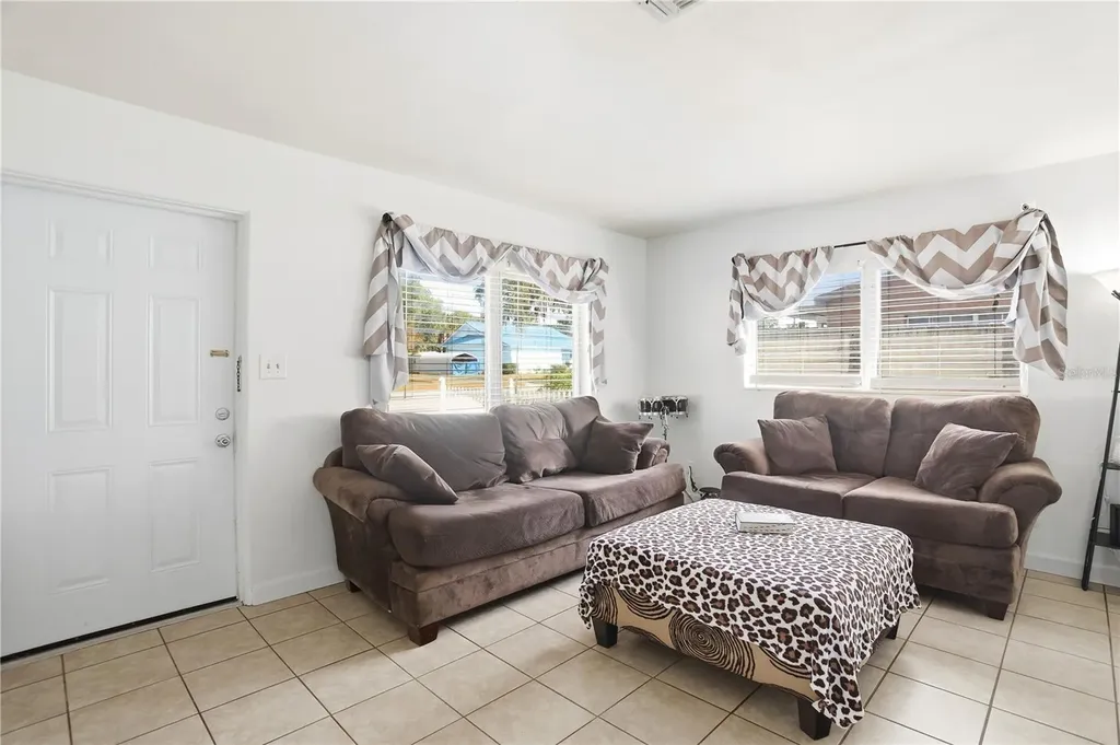 225 E Pomelo Street Lake Alfred FL 33850