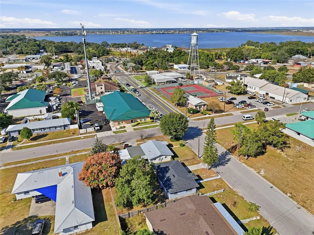 225 E Pomelo Street Lake Alfred FL 33850