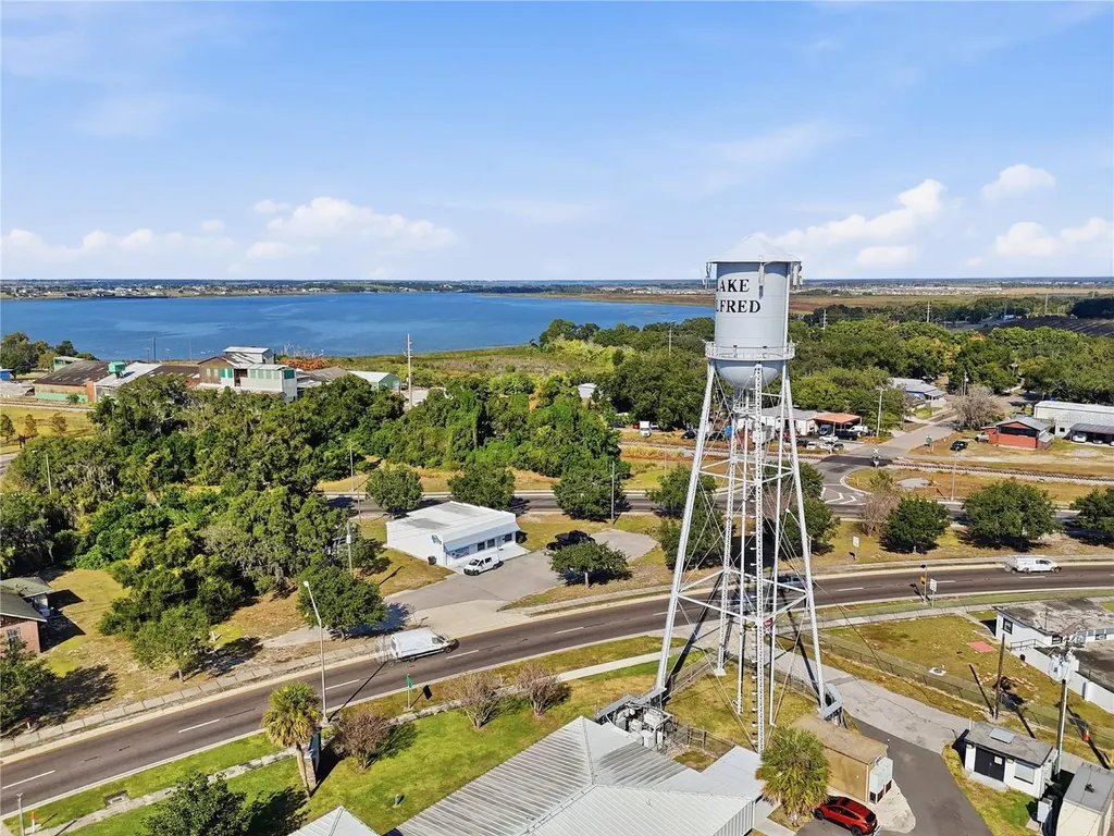 225 E Pomelo Street Lake Alfred FL 33850