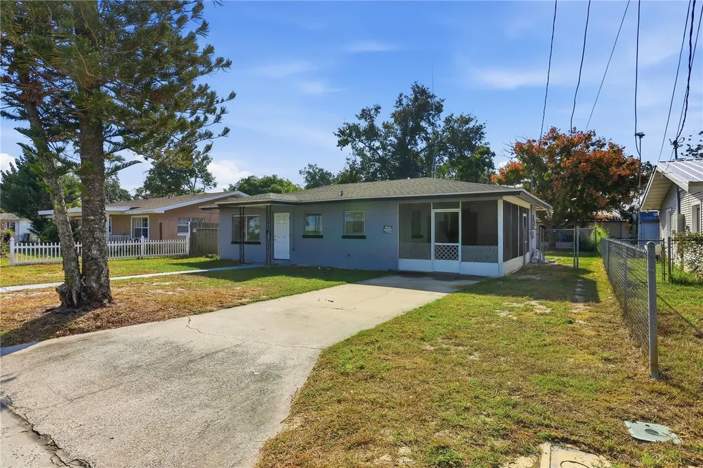 225 E Pomelo Street Lake Alfred FL 33850