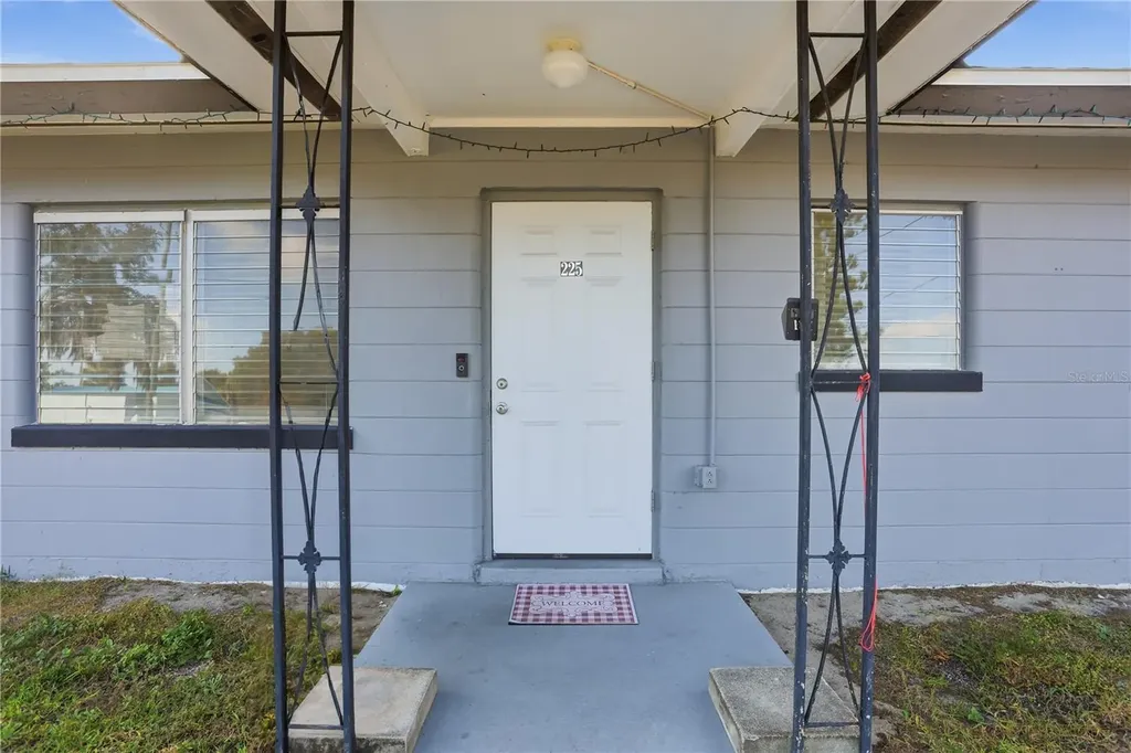225 E Pomelo Street Lake Alfred FL 33850