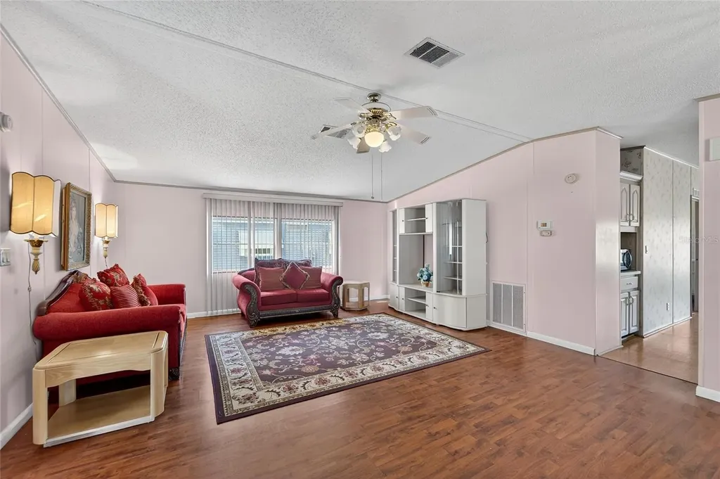 1001 Starkey Road, Lot#355 Largo FL 33771