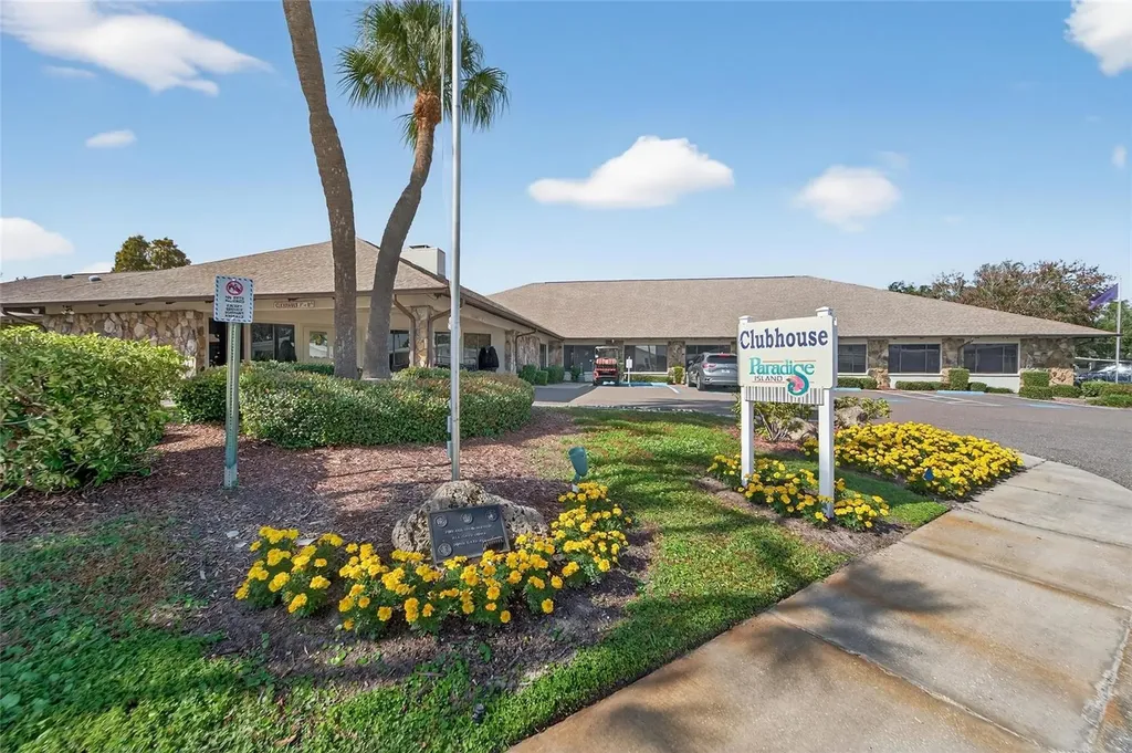 1001 Starkey Road, Lot#355 Largo FL 33771