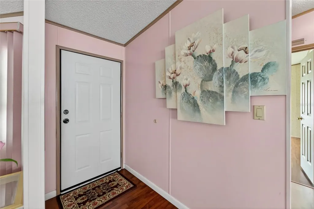 1001 Starkey Road, Lot#355 Largo FL 33771