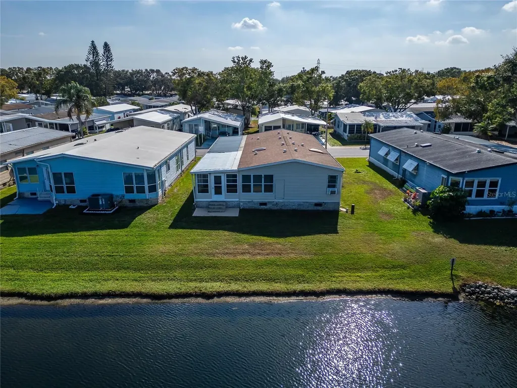 1001 Starkey Road, Lot#355 Largo FL 33771