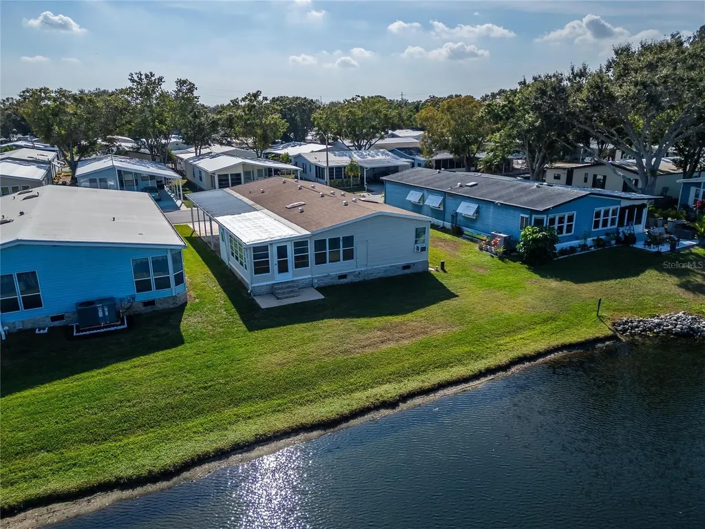 1001 Starkey Road, Lot#355 Largo FL 33771