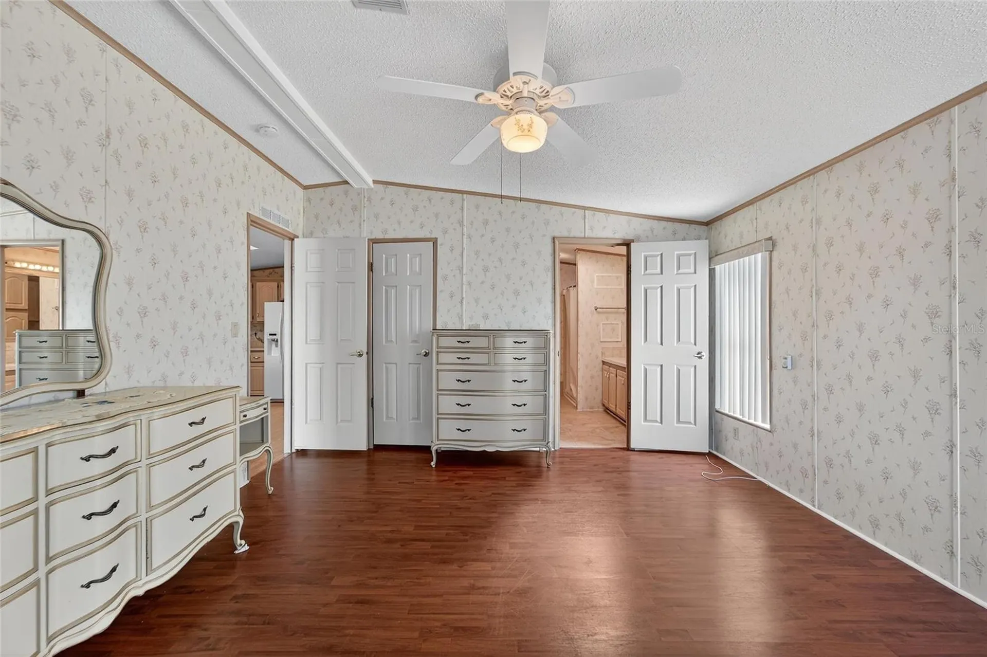 1001 Starkey Road, Lot#355 Largo FL 33771