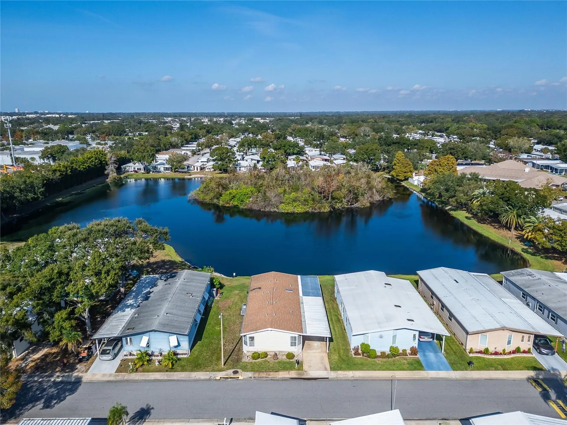 1001 Starkey Road, Lot#355 Largo FL 33771