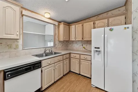 1001 Starkey Road, Lot#355 Largo FL 33771