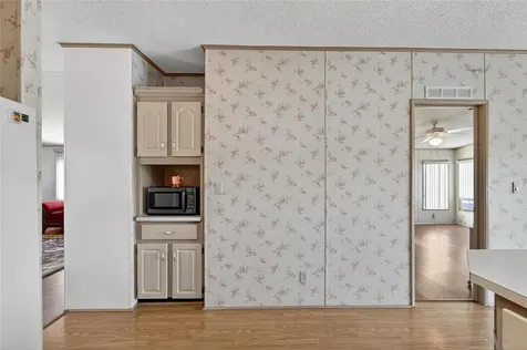 1001 Starkey Road, Lot#355 Largo FL 33771