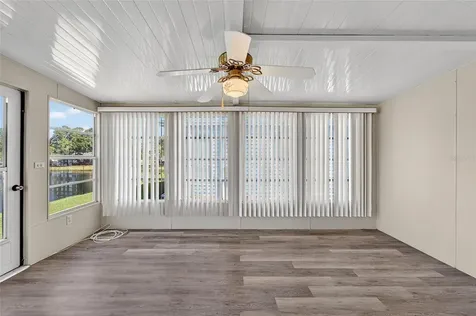 1001 Starkey Road, Lot#355 Largo FL 33771