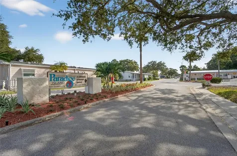 1001 Starkey Road, Lot#355 Largo FL 33771
