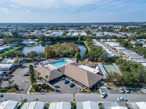 1001 Starkey Road, Lot#355 Largo FL 33771