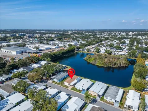 1001 Starkey Road, Lot#355 Largo FL 33771