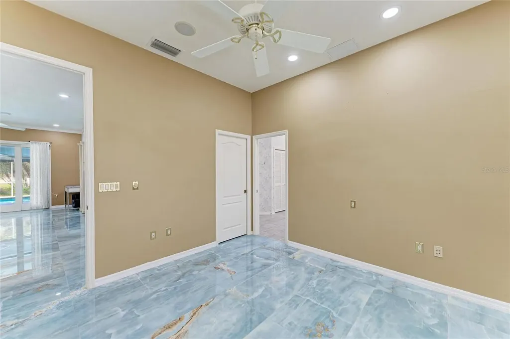 4540 Kipling Circle Sarasota FL 34241