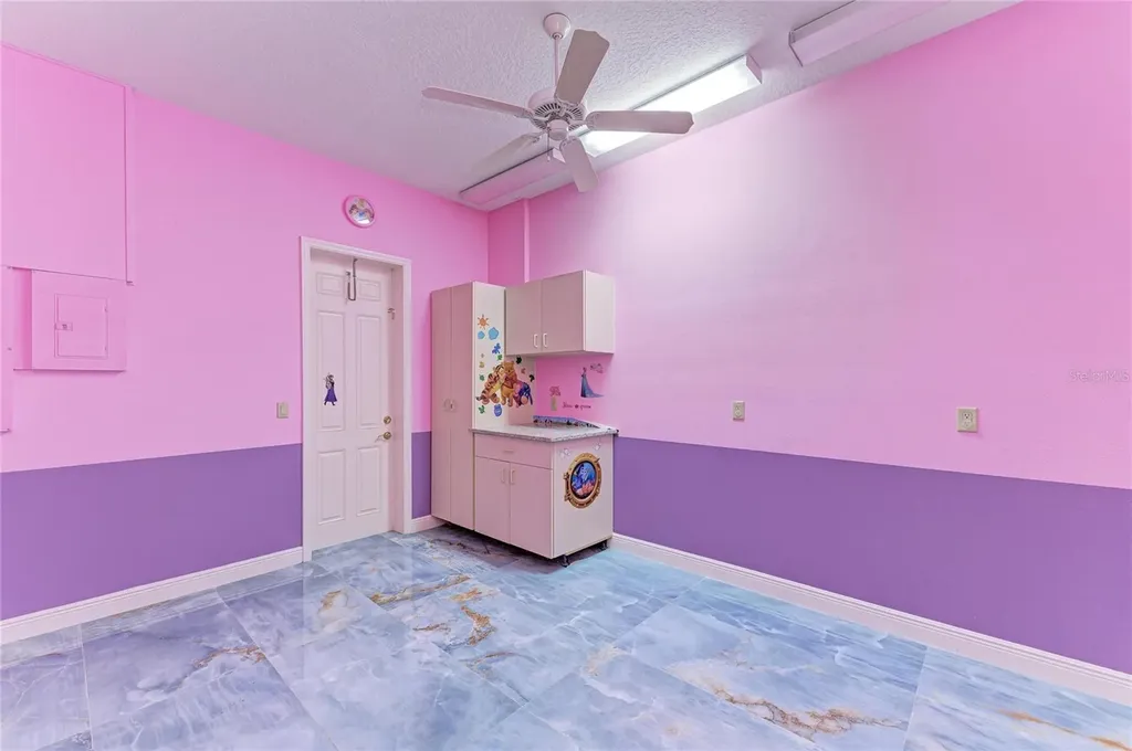 4540 Kipling Circle Sarasota FL 34241