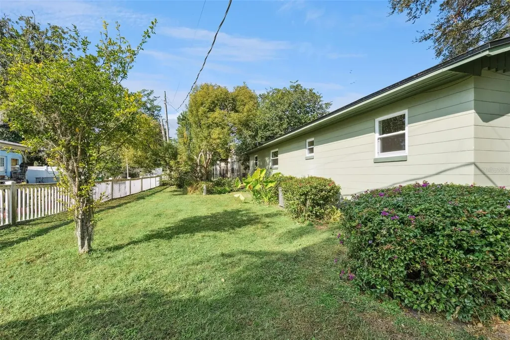 1801 Lakeshore Boulevard St Cloud FL 34769