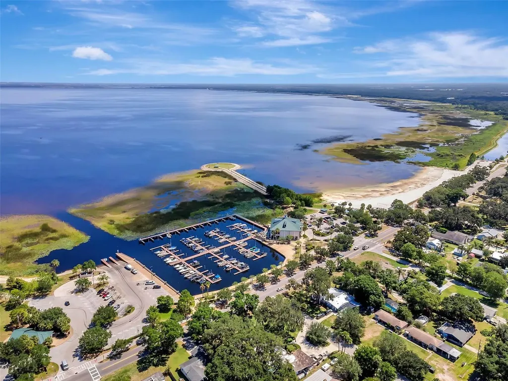 1801 Lakeshore Boulevard St Cloud FL 34769