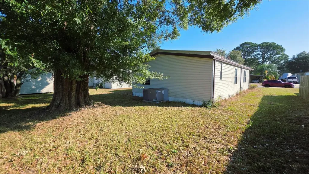 437 Skyline Drive E Lakeland FL 33801