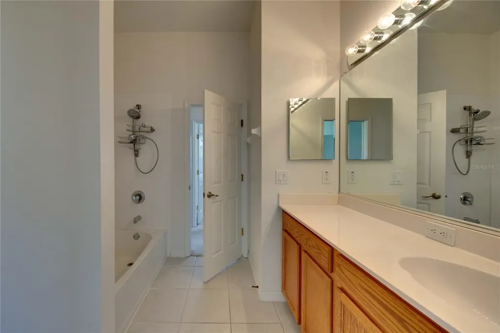 1679 Pinyon Pine Drive Sarasota FL 34240
