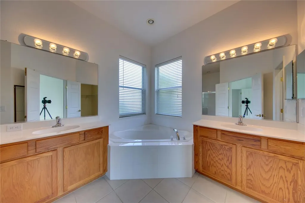 1679 Pinyon Pine Drive Sarasota FL 34240