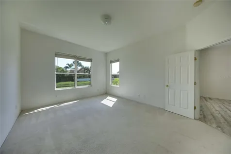 1679 Pinyon Pine Drive Sarasota FL 34240