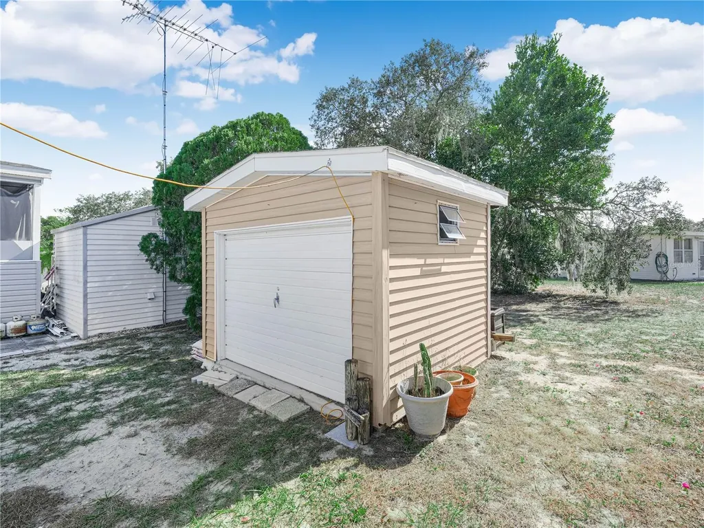 111 Saddlebag Trail Lake Wales FL 33898