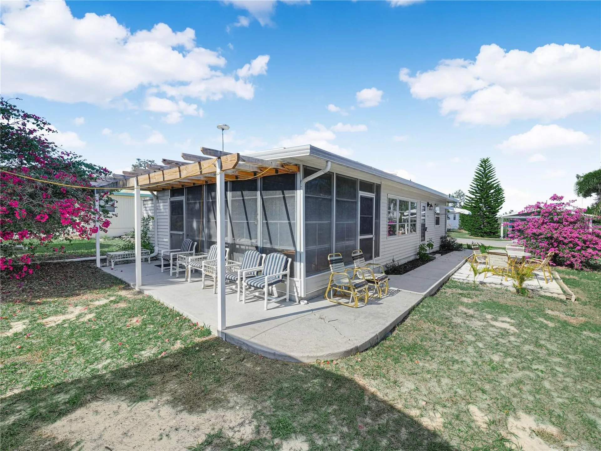 111 Saddlebag Trail Lake Wales FL 33898