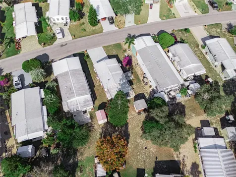 111 Saddlebag Trail Lake Wales FL 33898