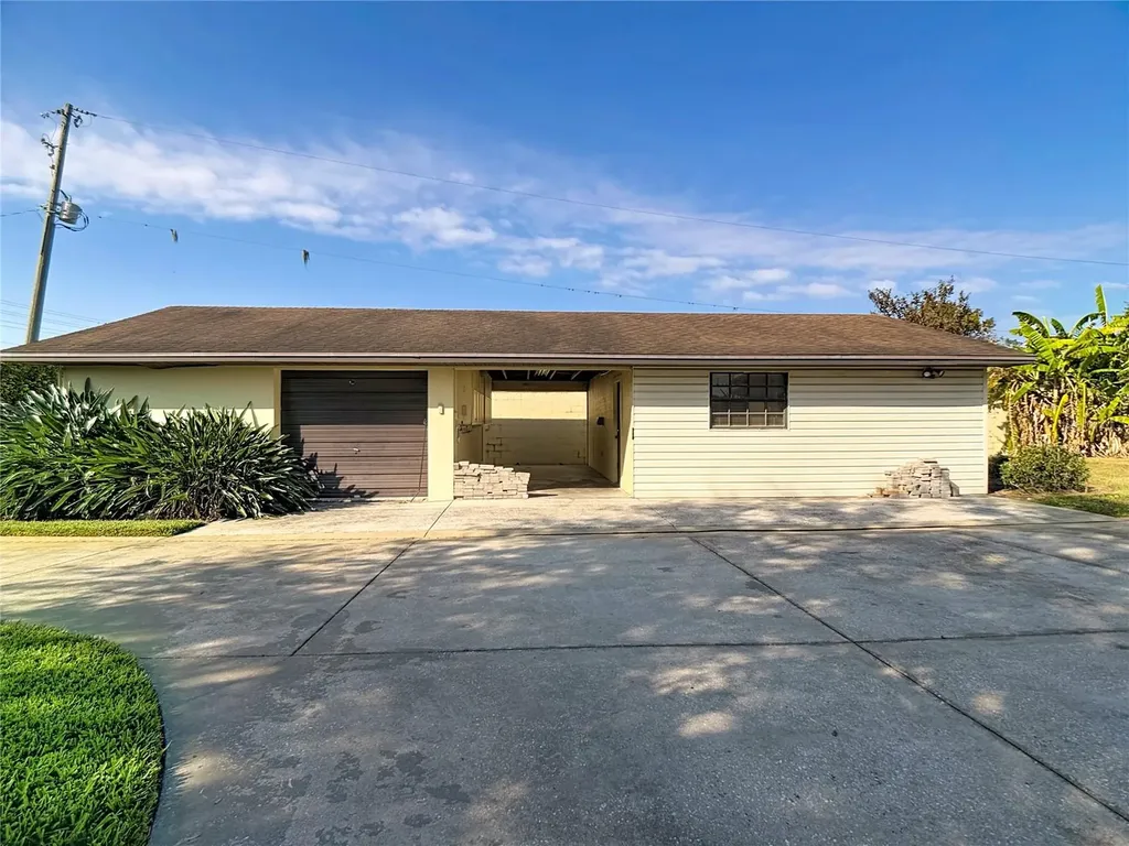 2780 E Sam Allen Road Plant City FL 33565
