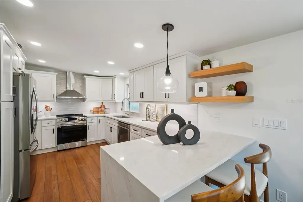 3123 W La Salle Street Tampa FL 33607