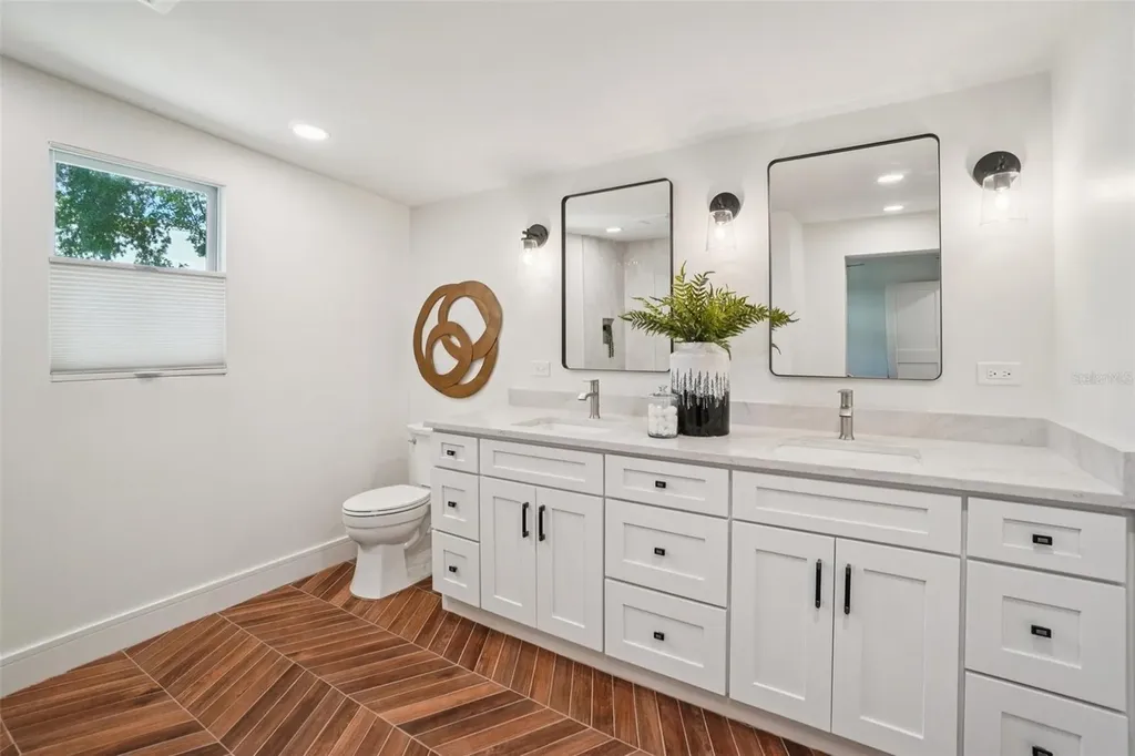 3123 W La Salle Street Tampa FL 33607