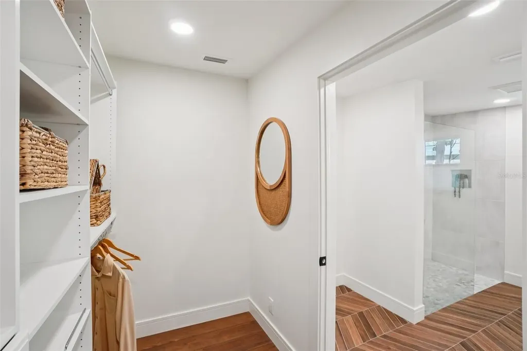 3123 W La Salle Street Tampa FL 33607
