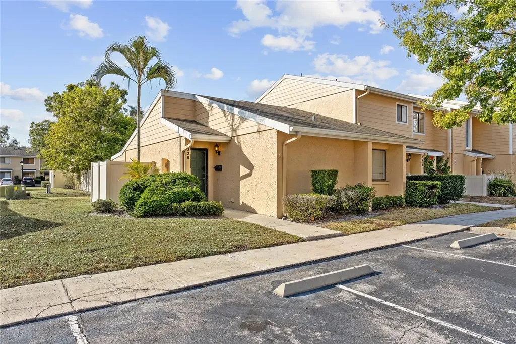 2228 Ohara Court Orlando FL 32812