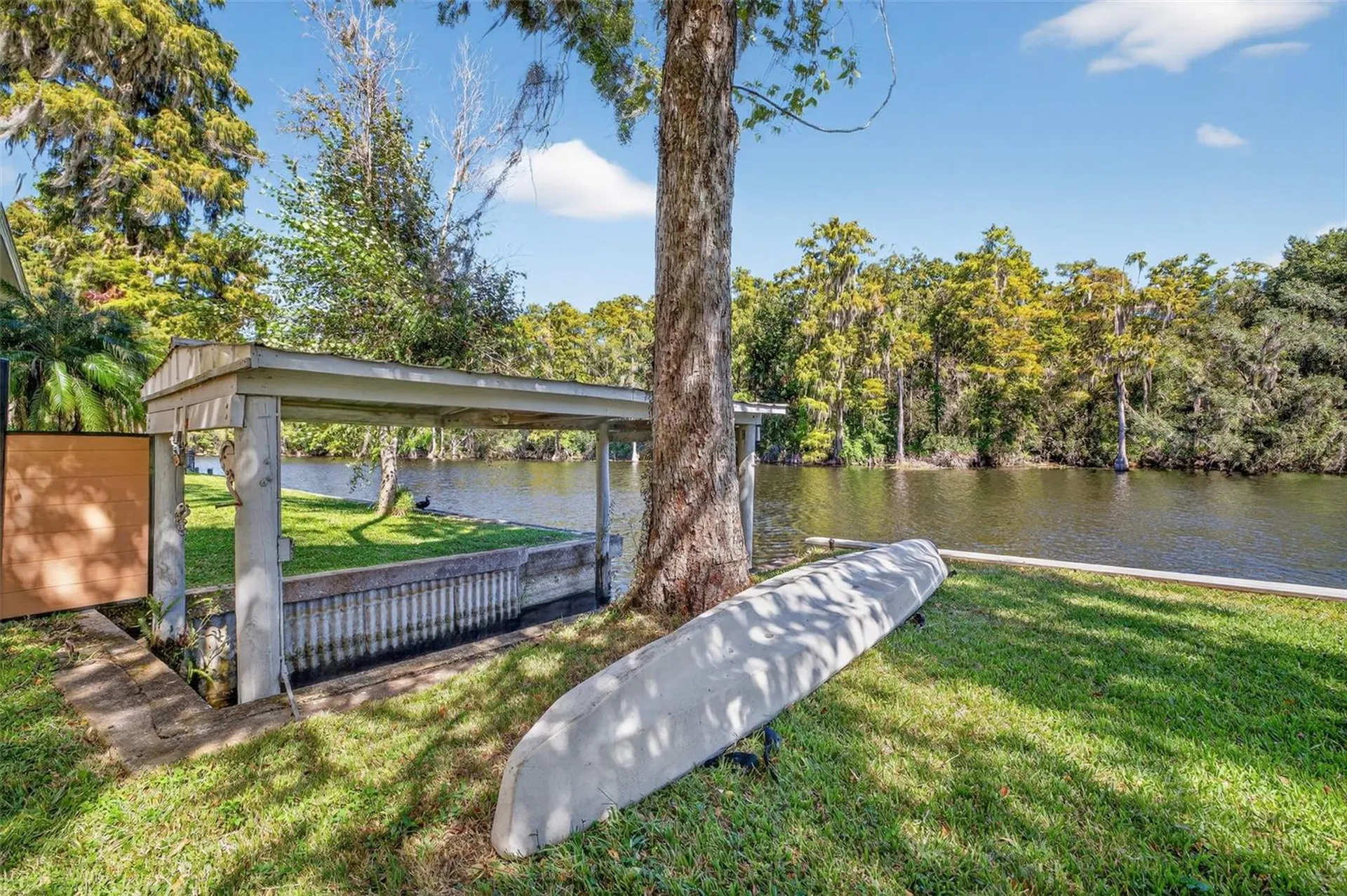 511 S Riverhills Drive Temple Terrace FL 33617
