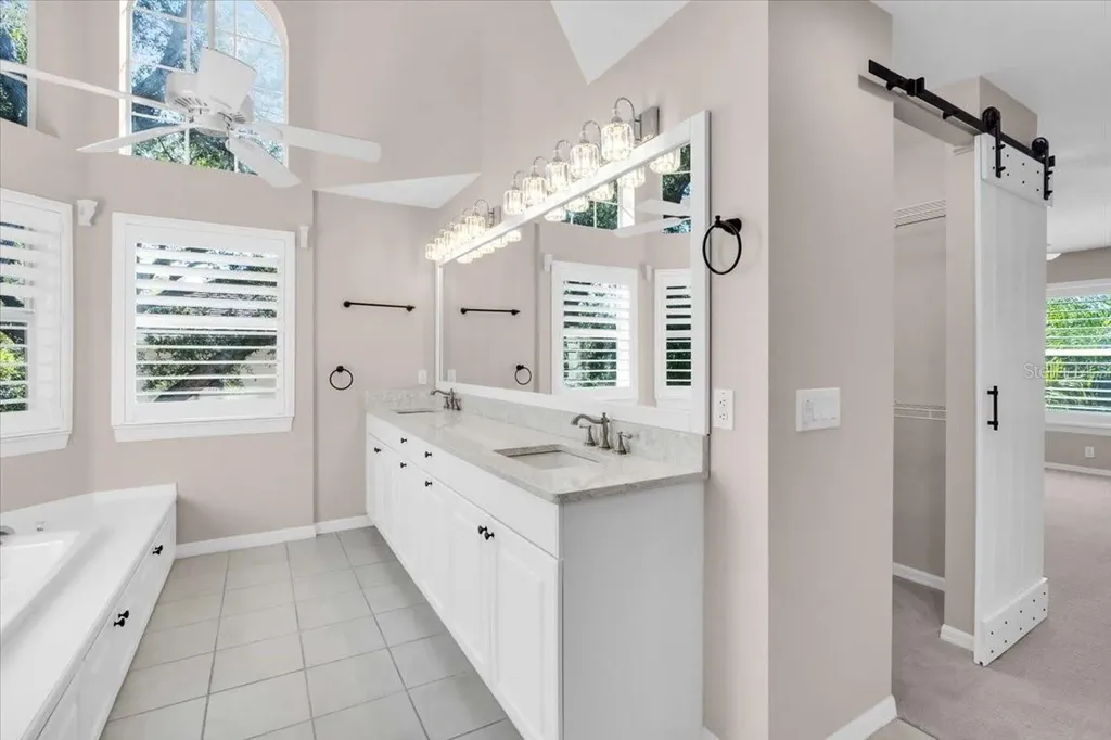 2306 64th Street W Bradenton FL 34209