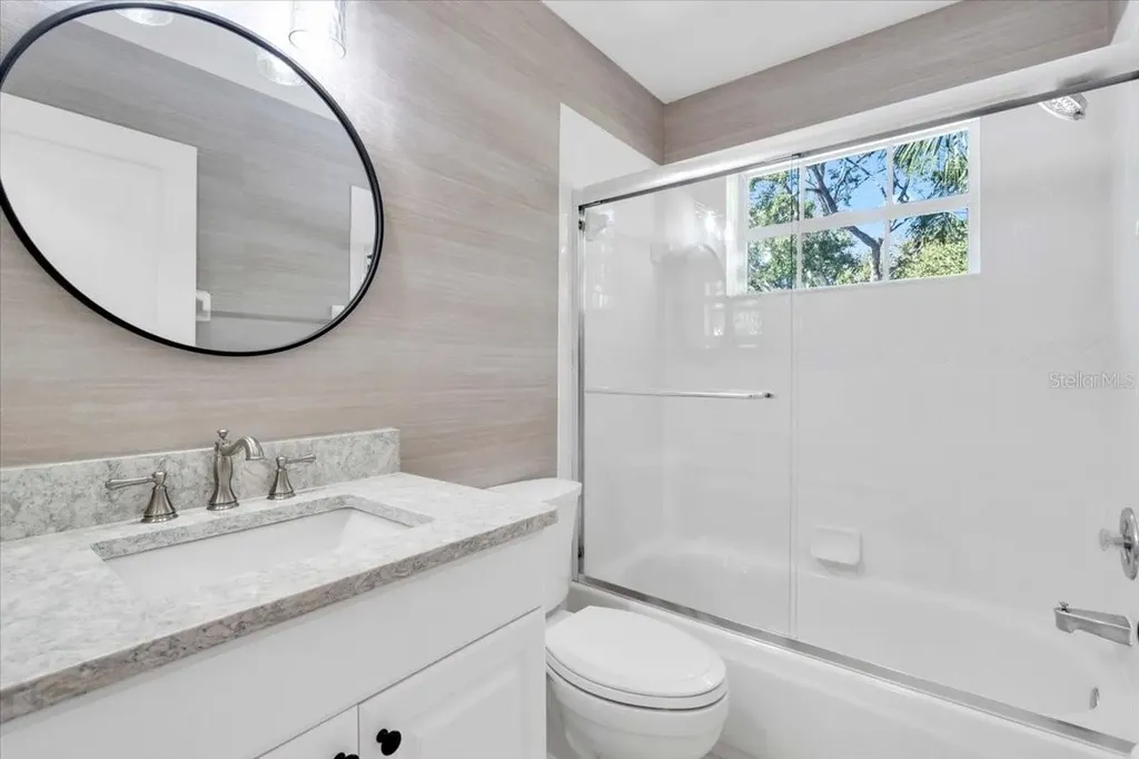 2306 64th Street W Bradenton FL 34209