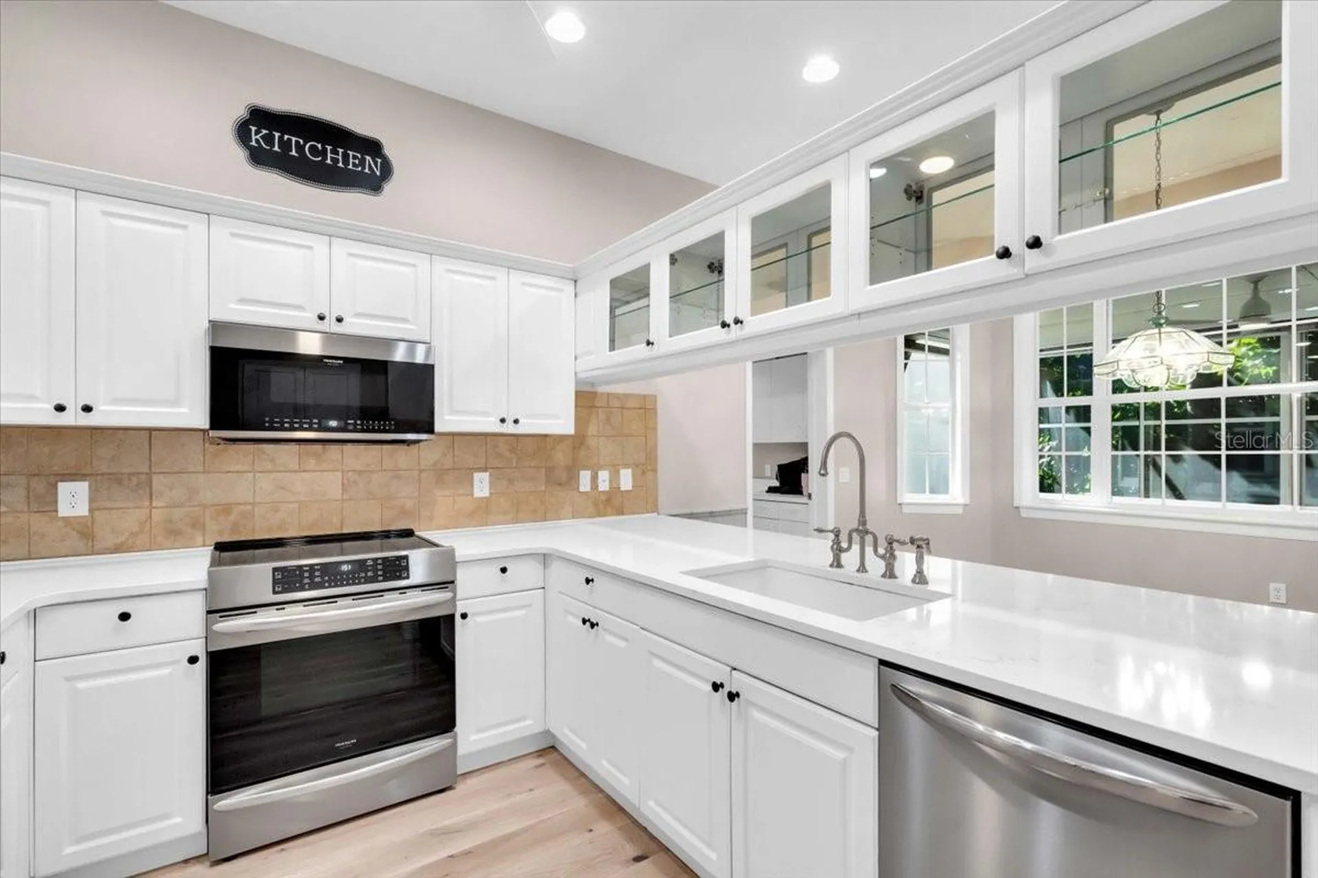 2306 64th Street W Bradenton FL 34209