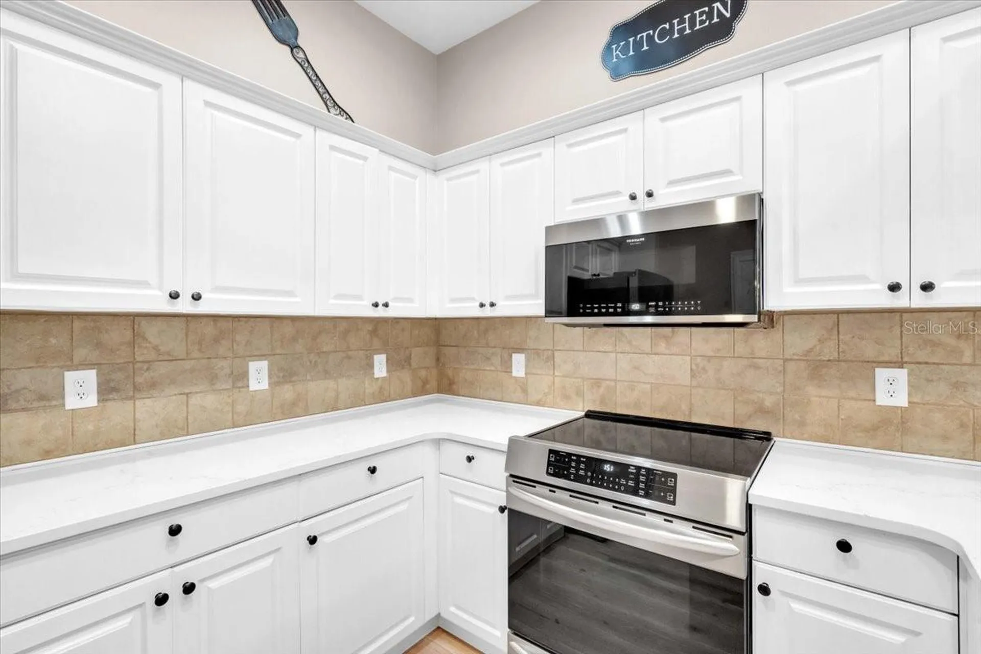 2306 64th Street W Bradenton FL 34209