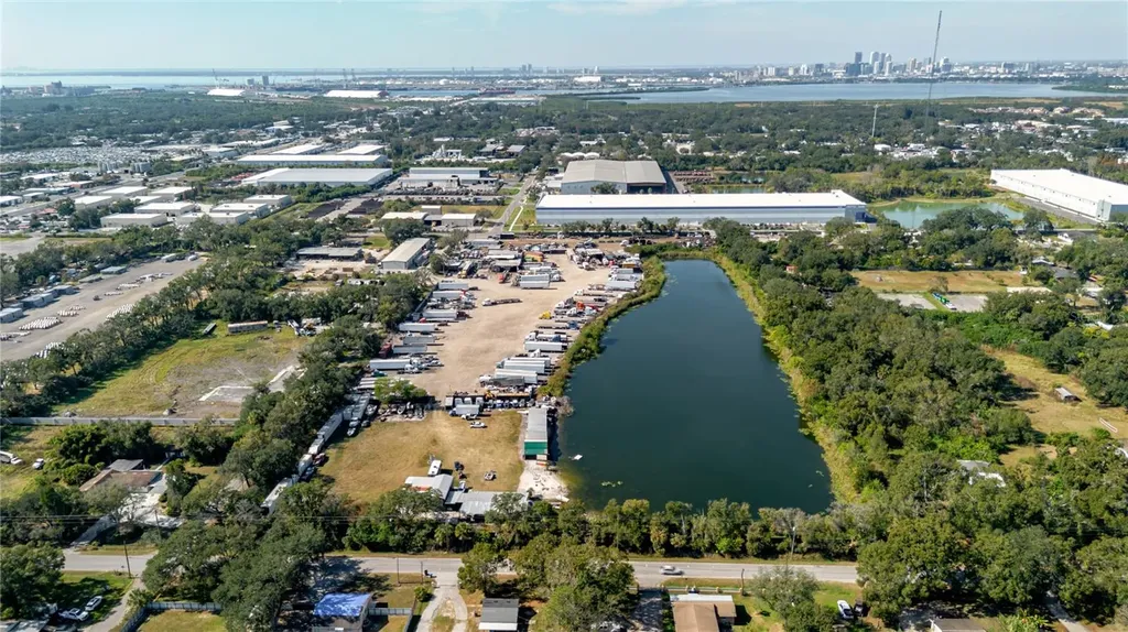 5482 S 24th Avenue Tampa FL 33619