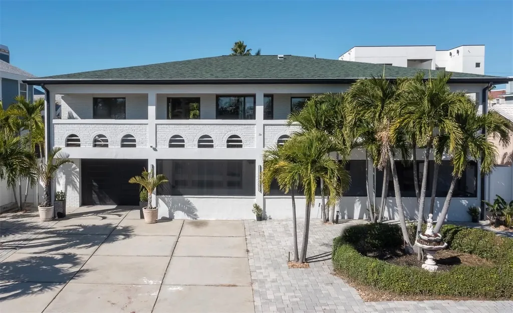 2710 Hibiscus Drive W Belleair Beach FL 33786