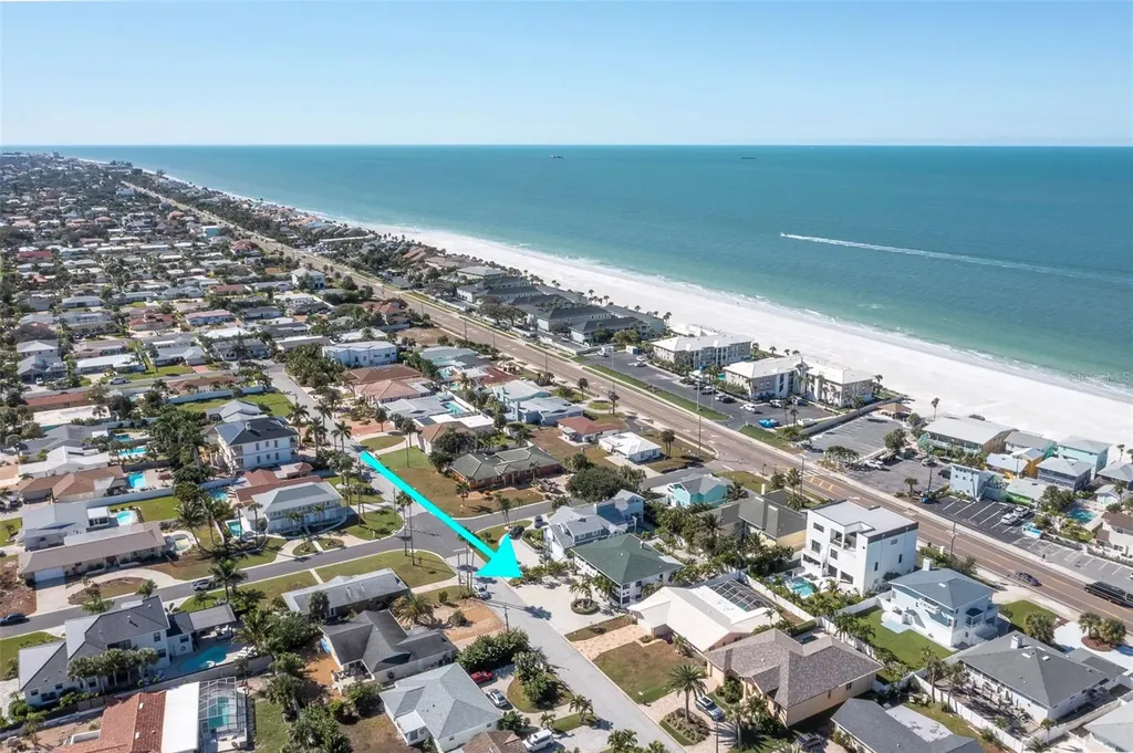 2710 Hibiscus Drive W Belleair Beach FL 33786