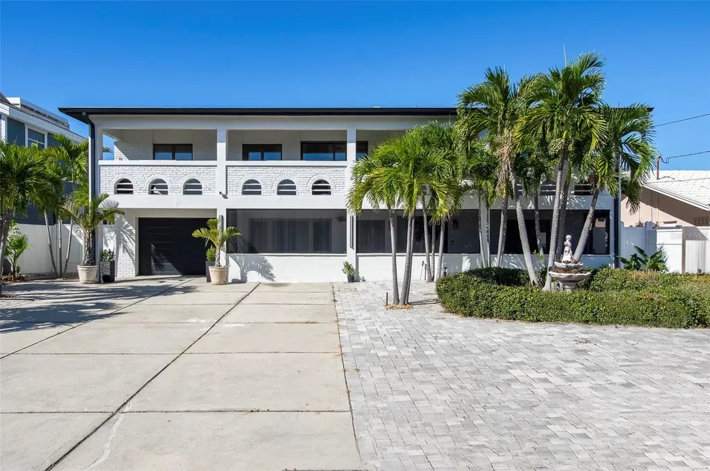 2710 Hibiscus Drive W Belleair Beach FL 33786