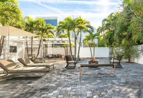 2710 Hibiscus Drive W Belleair Beach FL 33786