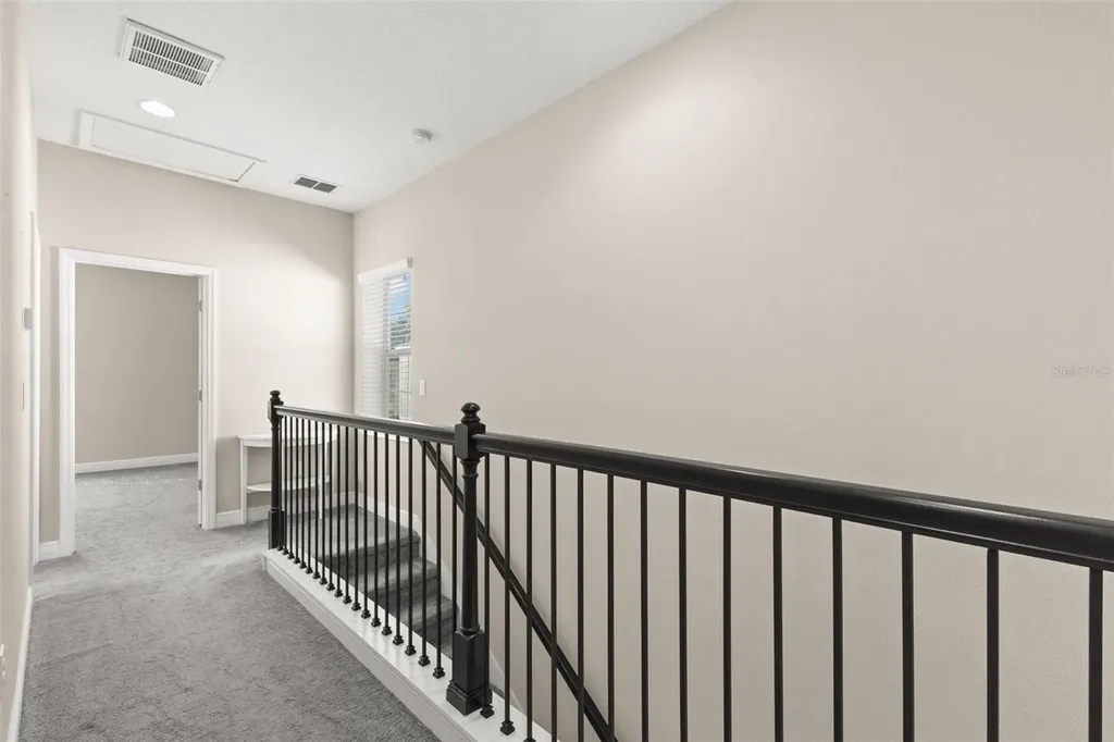 311 Vista Cruiser Lane Oldsmar FL 34677