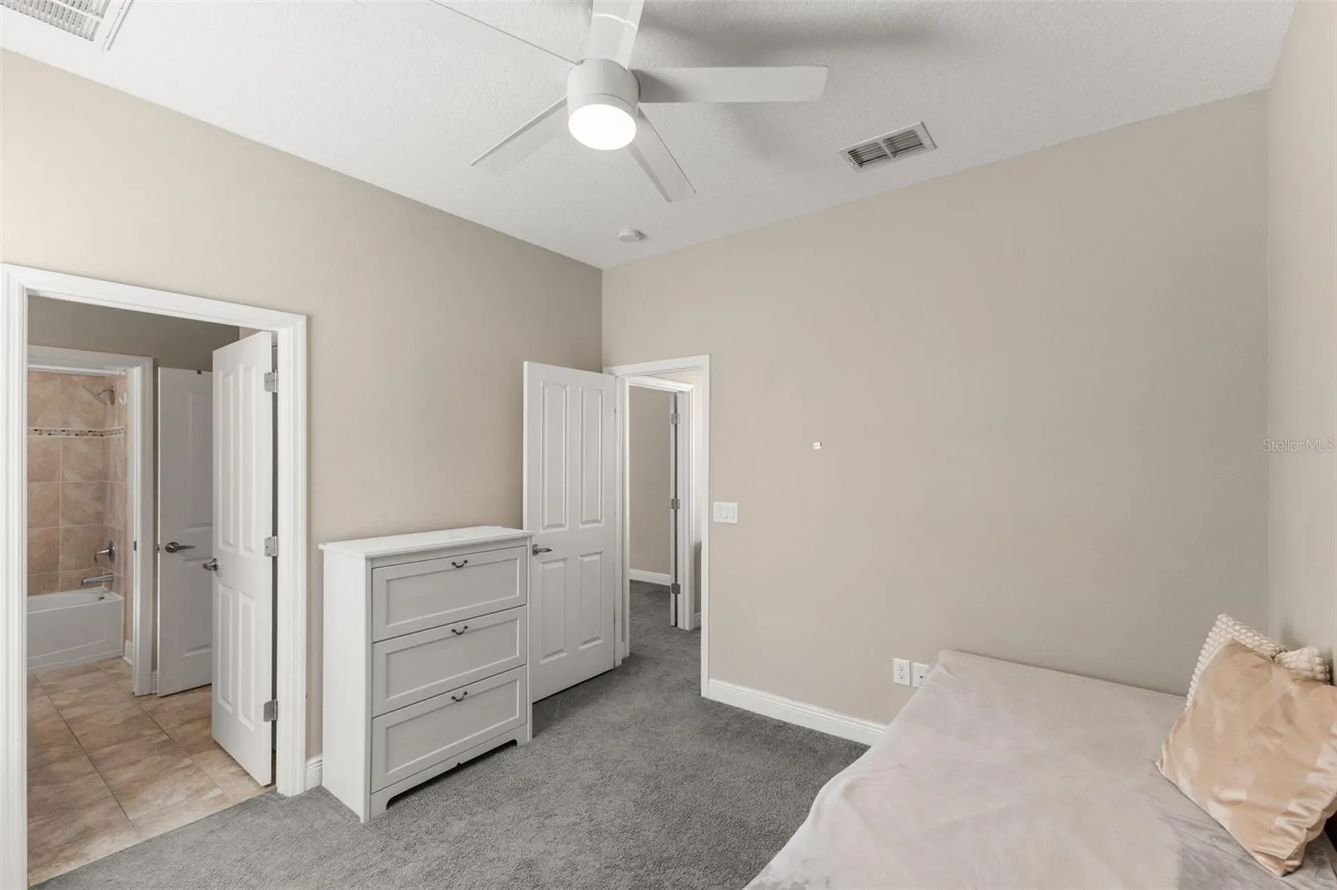 311 Vista Cruiser Lane Oldsmar FL 34677